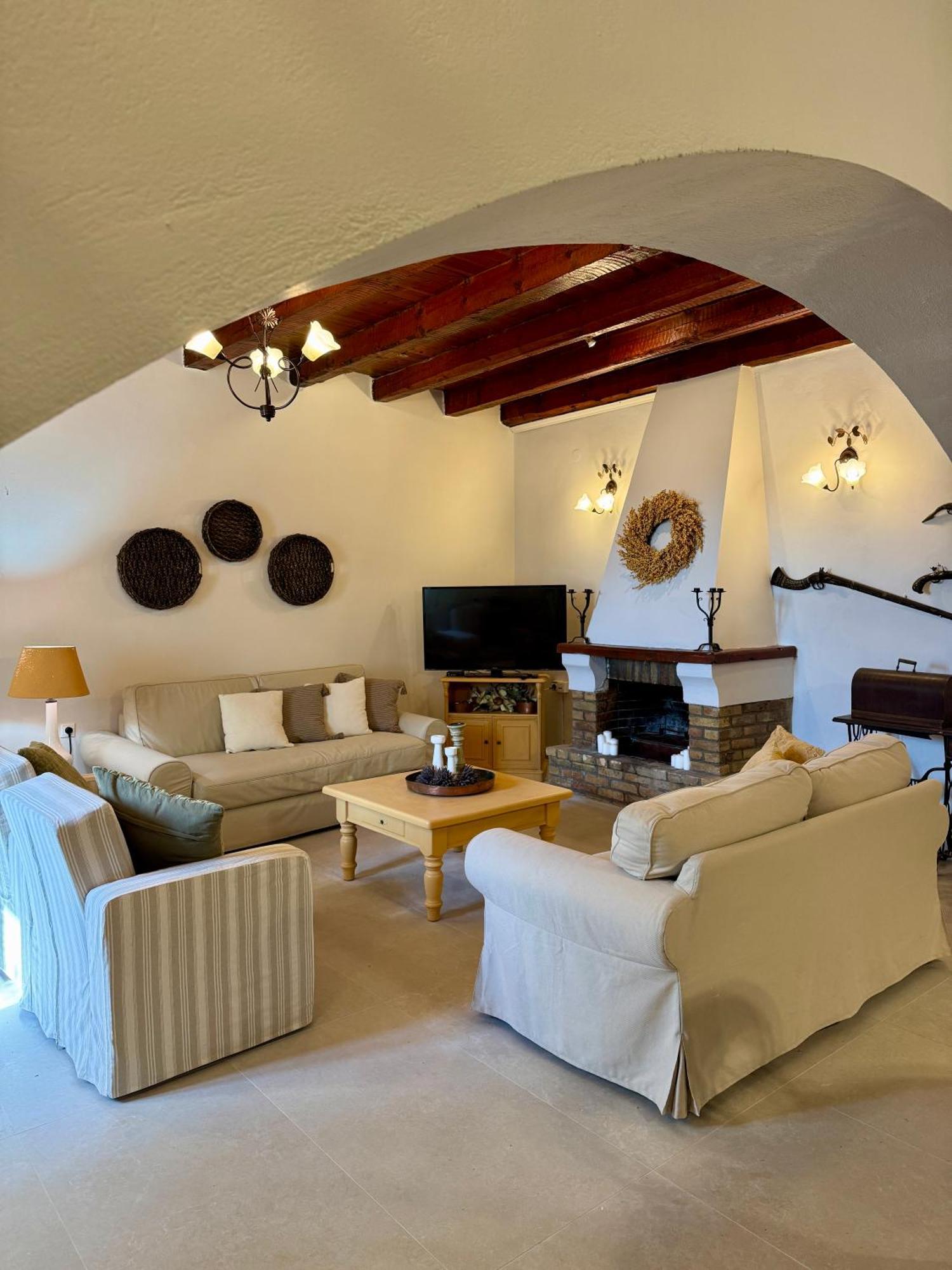 منزل الضيف Strongylí  في Marcora'S Historical Estate المظهر الخارجي الصورة